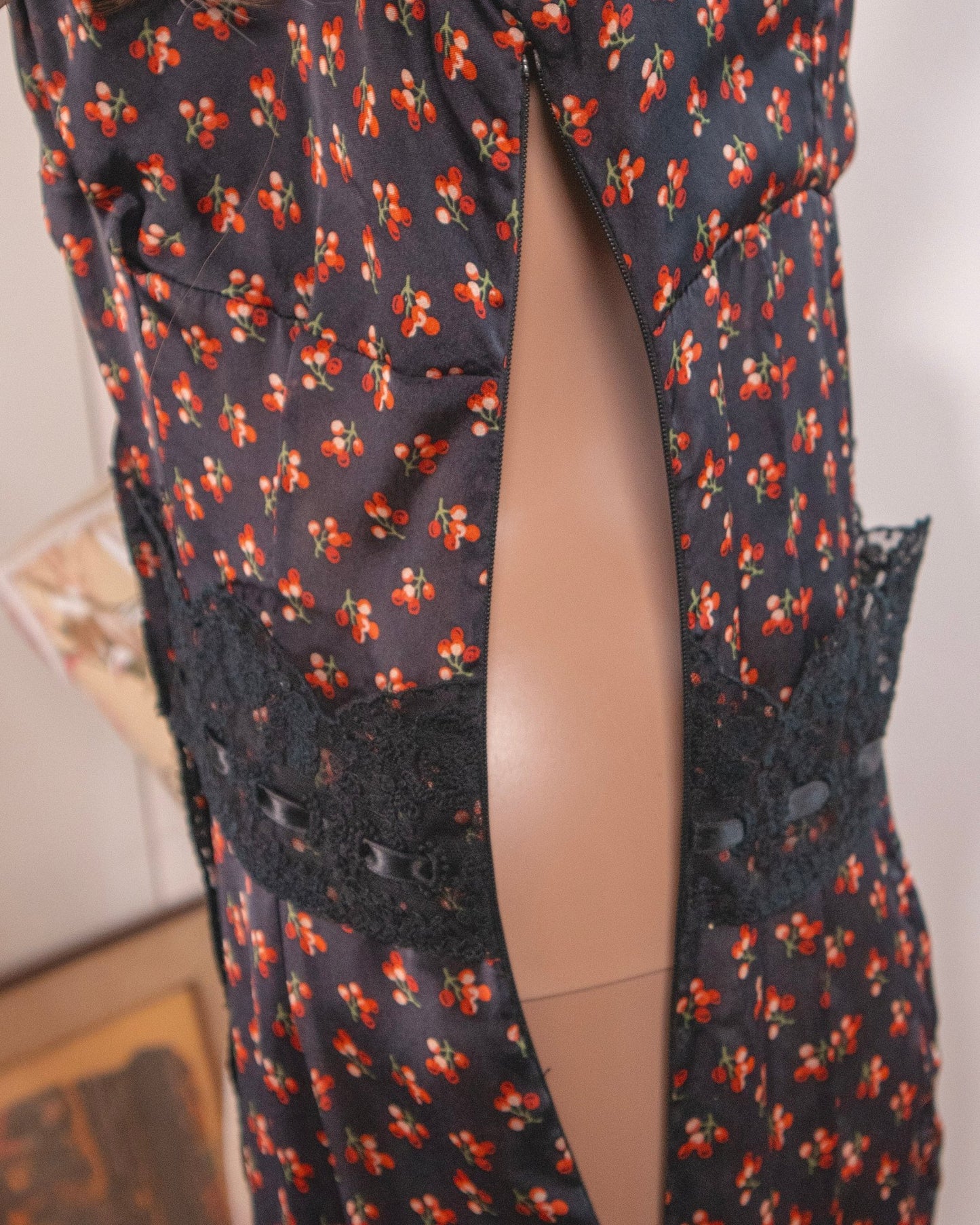 Abito in seta Dolce & Gabbana - abbigliamento vintage Rivesty
