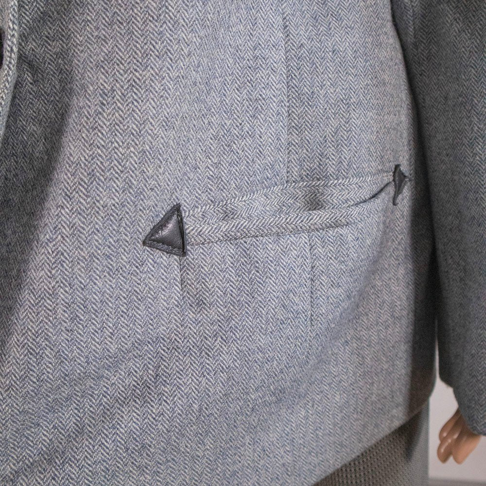 Blazer Vintage a Spina di Pesce con Colletto in Pelle - abbigliamento vintage Rivesty