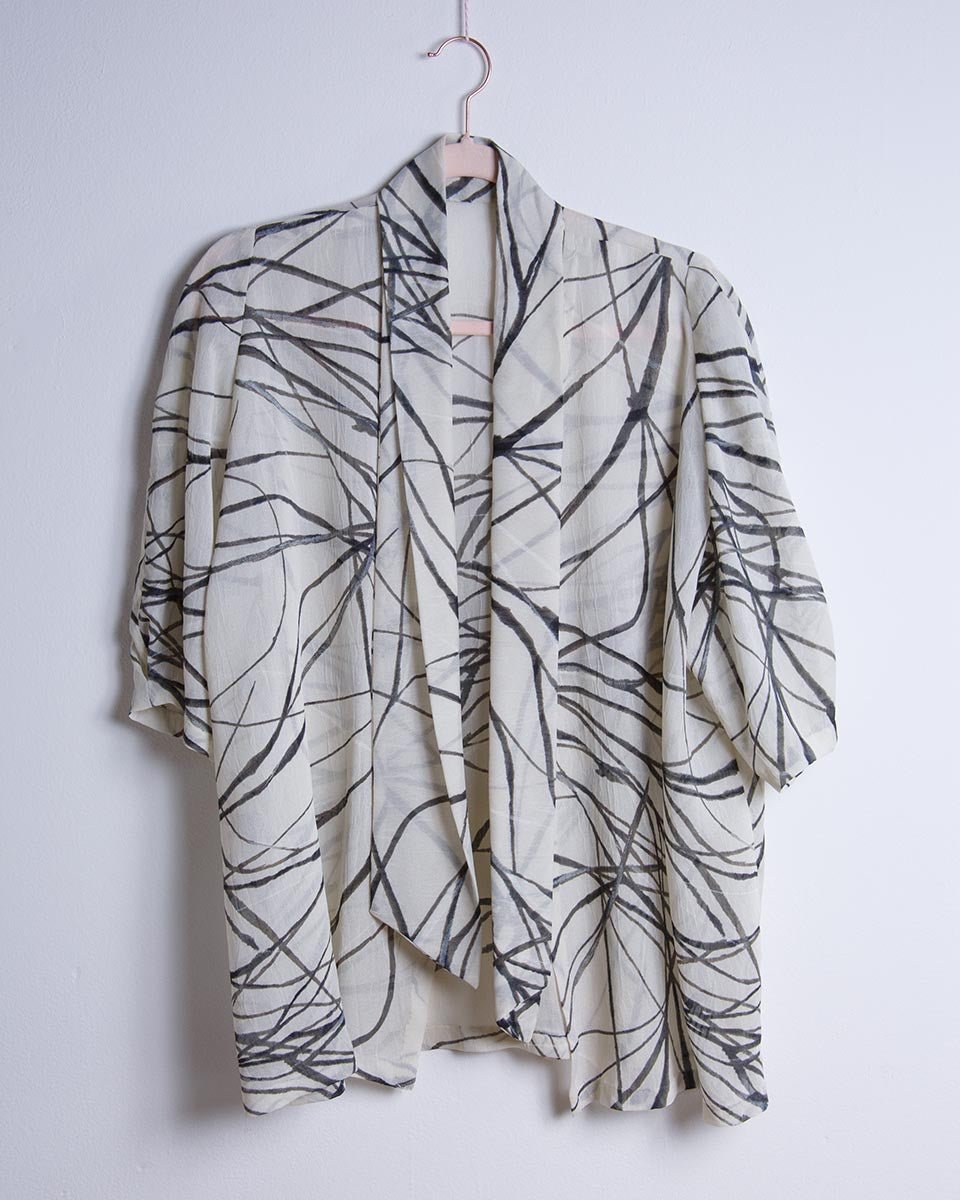 Blusa leggera vintage con pattern grafico – Taglia unica - abbigliamento vintage Rivesty
