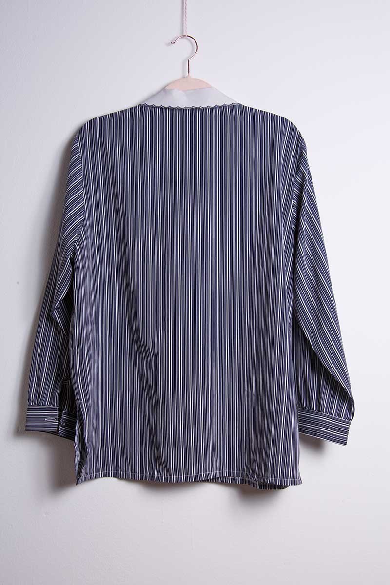 Camicia a righe navy con colletto ricamato – Taglia L - abbigliamento vintage Rivesty