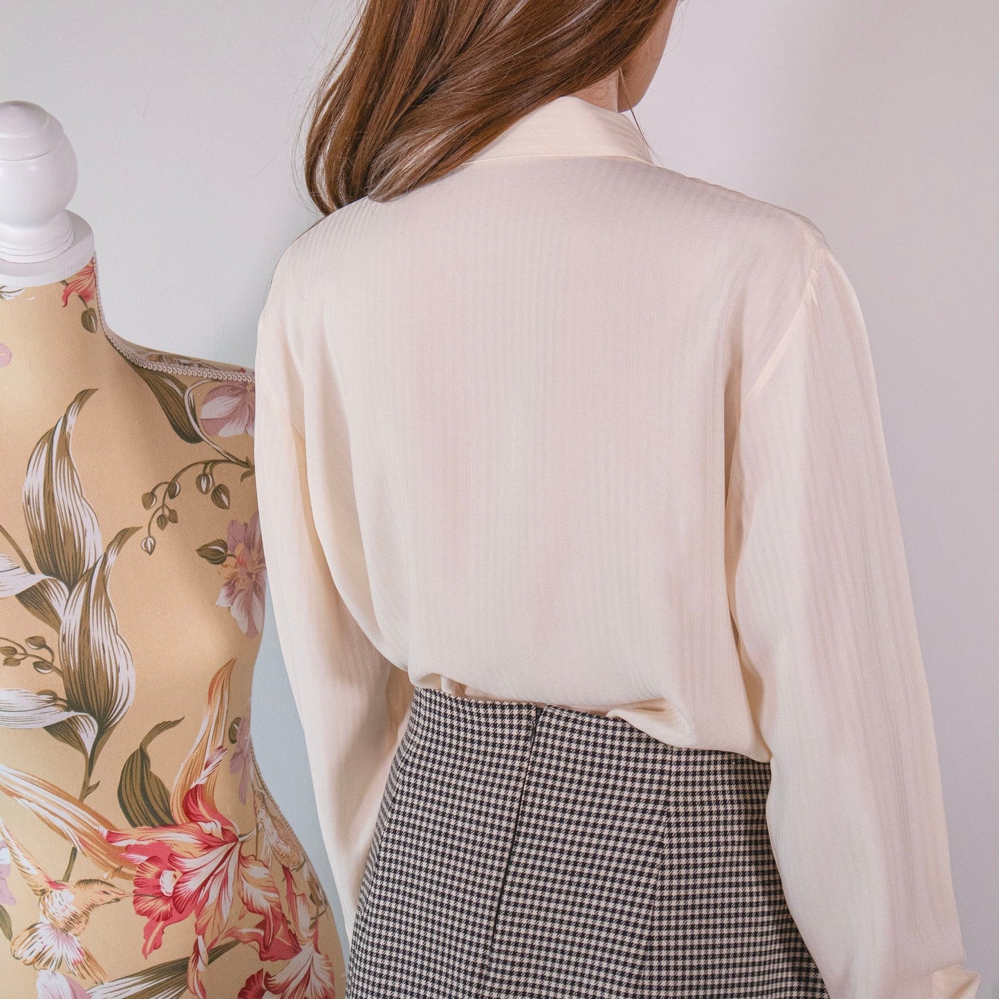 Camicia in seta bianca - abbigliamento vintage Rivesty
