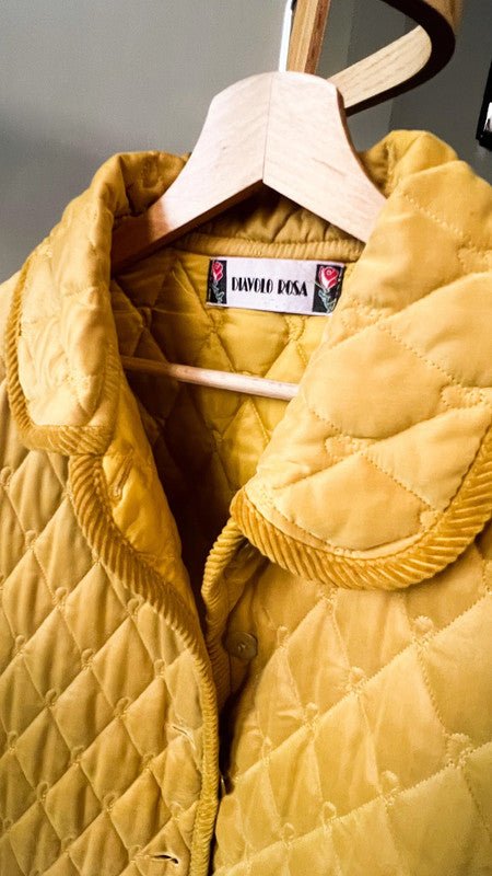 Cappotto Diavolo Rosa trapuntato vintage giallo senape - abbigliamento vintage Rivesty