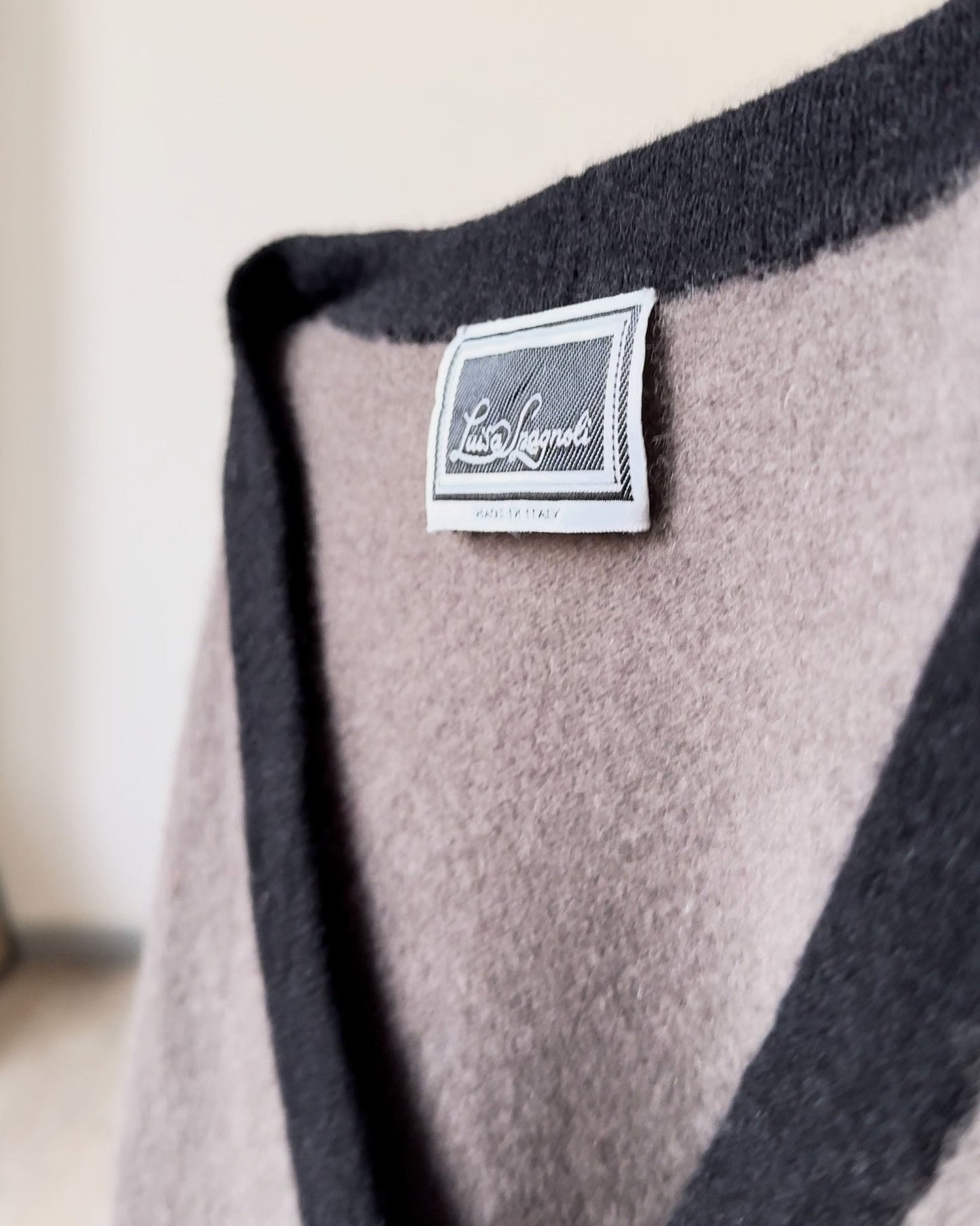 Cardigan Vintage Luisa Spagnoli – Eleganza senza tempo - abbigliamento vintage Rivesty