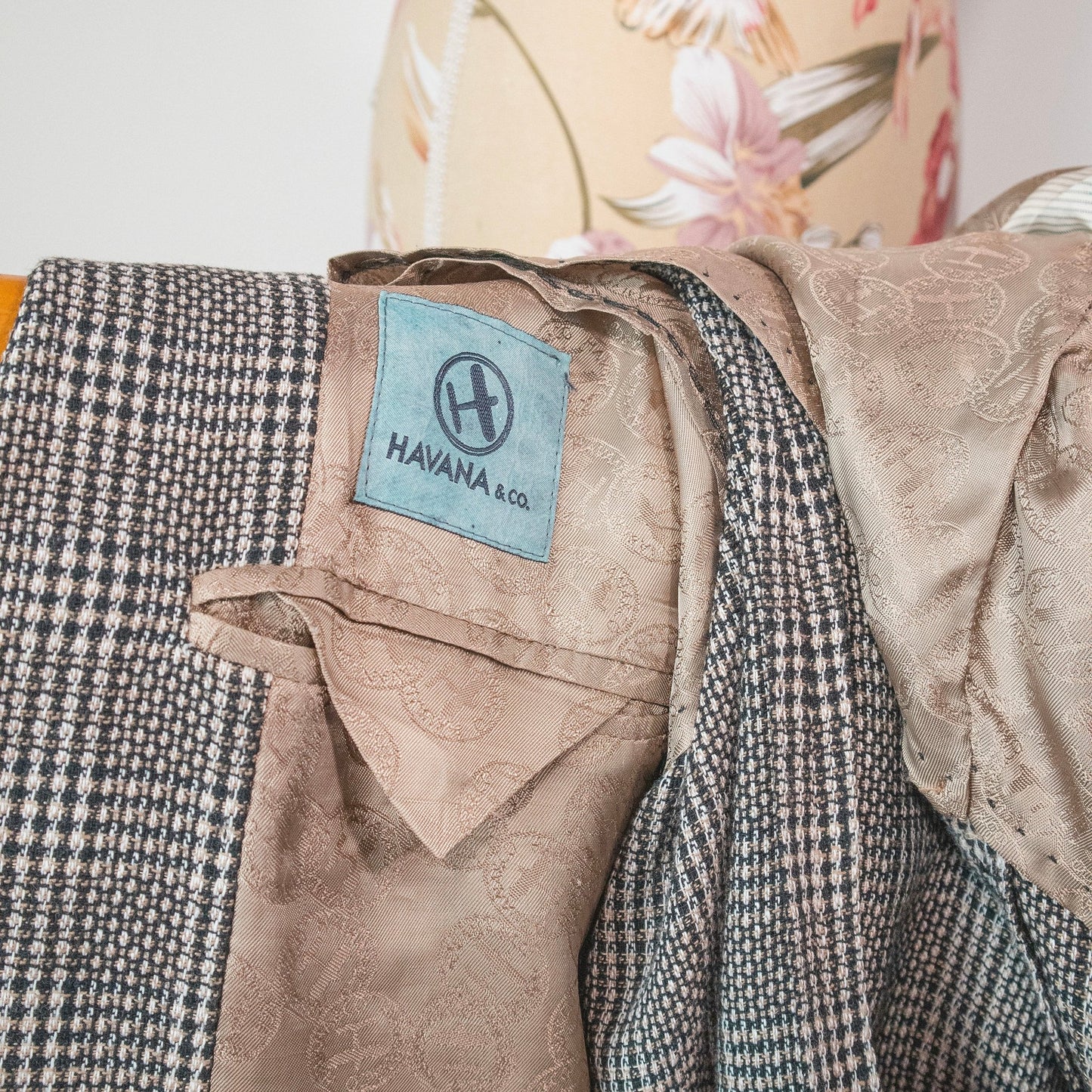 Giacca blazer a quadri bianchi e neri - abbigliamento vintage Rivesty