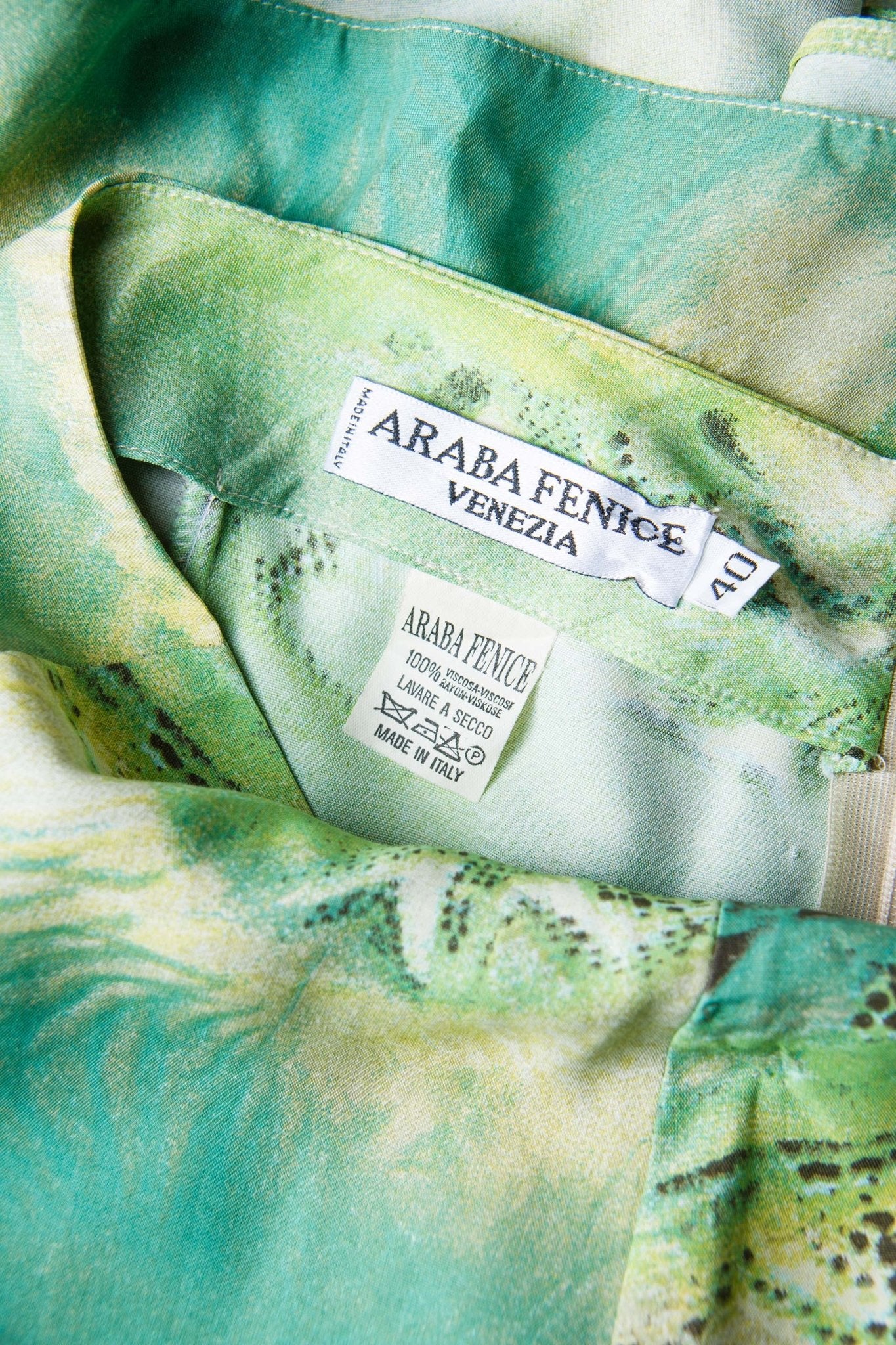 Gonna vintage Araba Fenice Venezia in viscosa – Fantasia verde, taglia 40 | Rivesty Vintage - abbigliamento vintage Rivesty