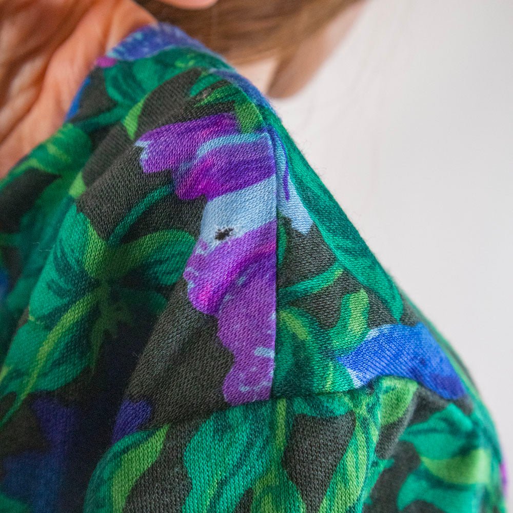 Maglia floreale vintage tessuto Falconetto blu verde viola - abbigliamento vintage Rivesty