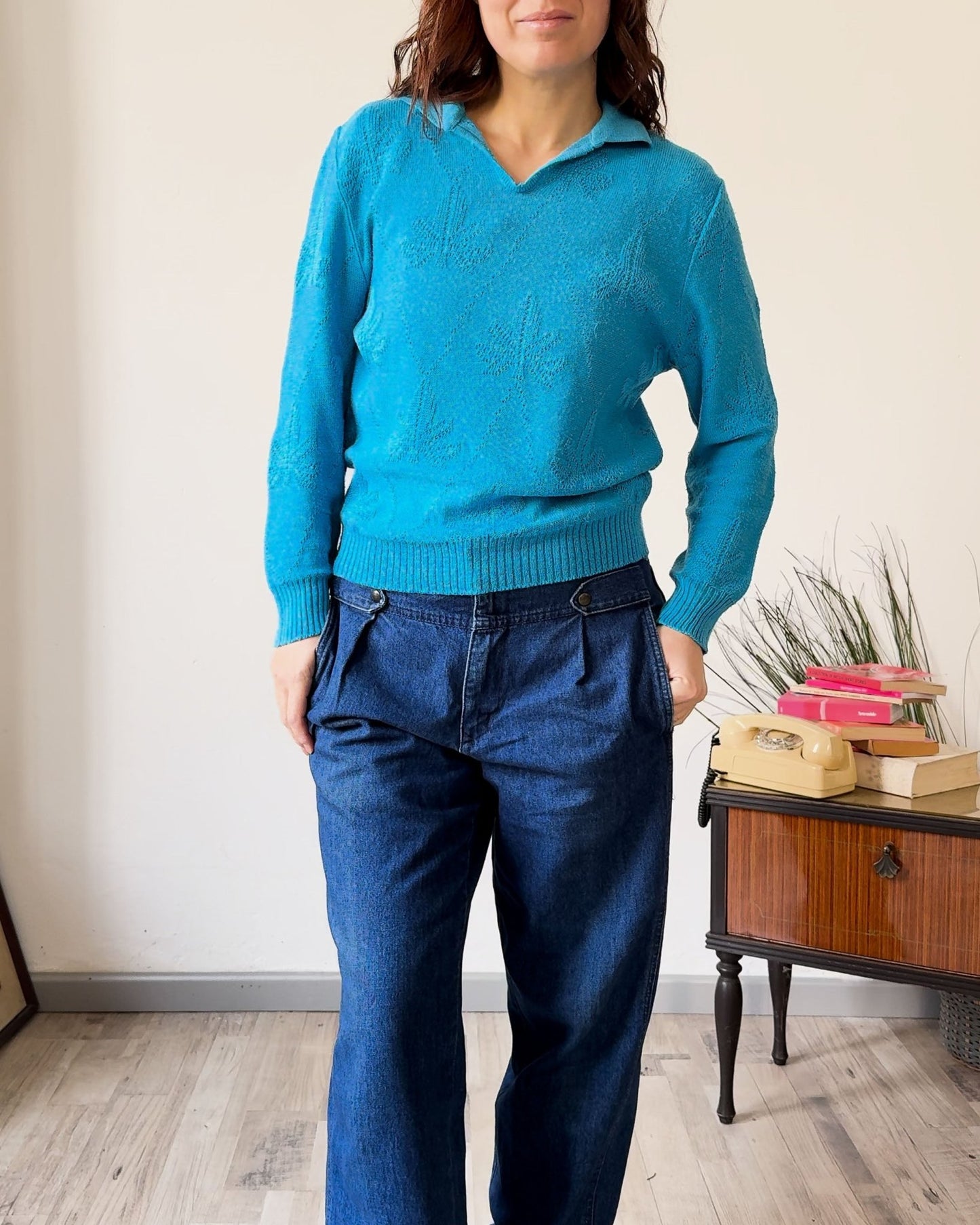 Maglia Vintage Azzurra – Stile Retrò con Eleganza - abbigliamento vintage Rivesty