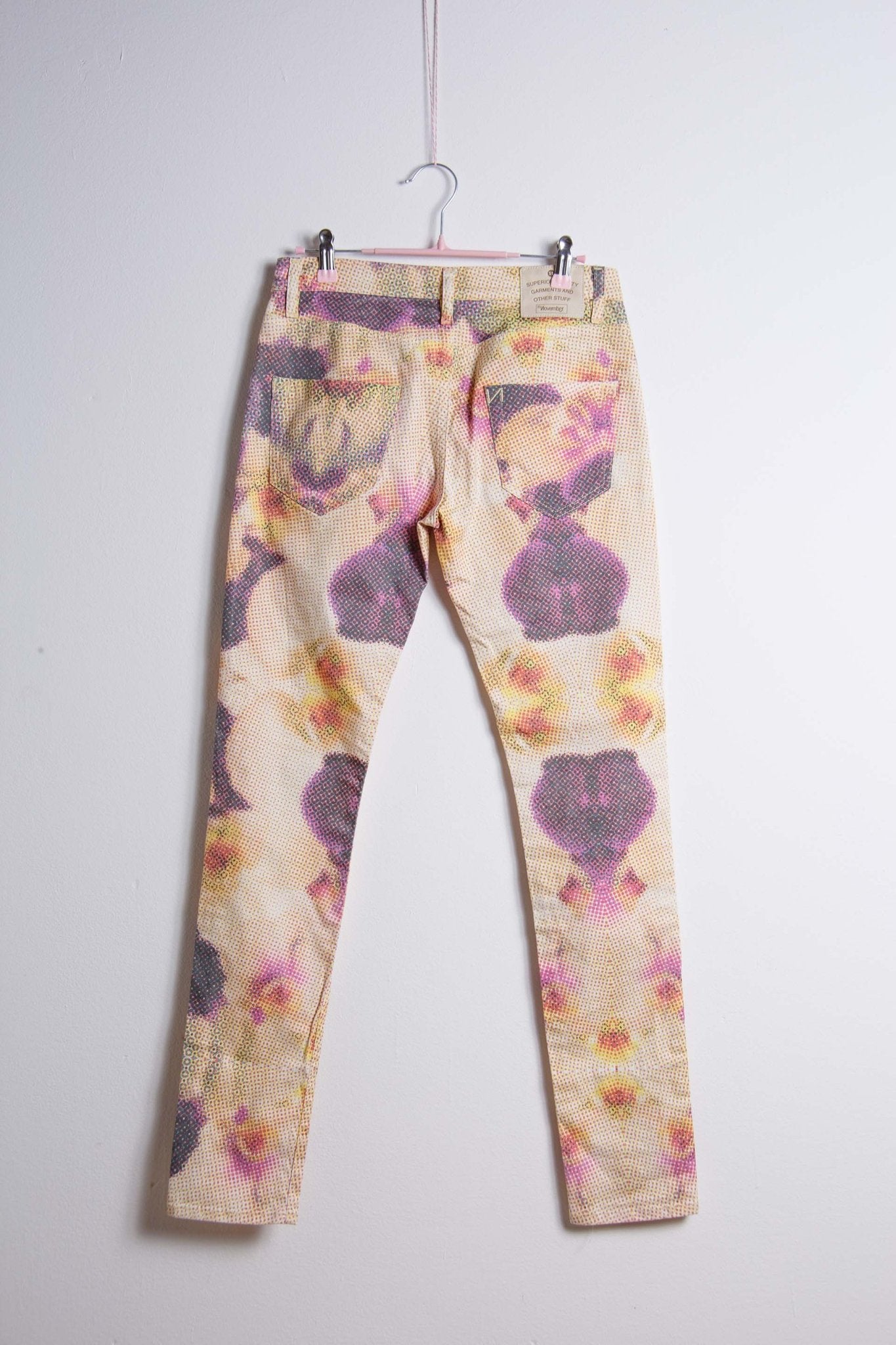 Pantaloni vintage November donna a vita bassa taglia 27 – Fantasia floreale anni 2000 | Rivesty Vintage - abbigliamento vintage Rivesty