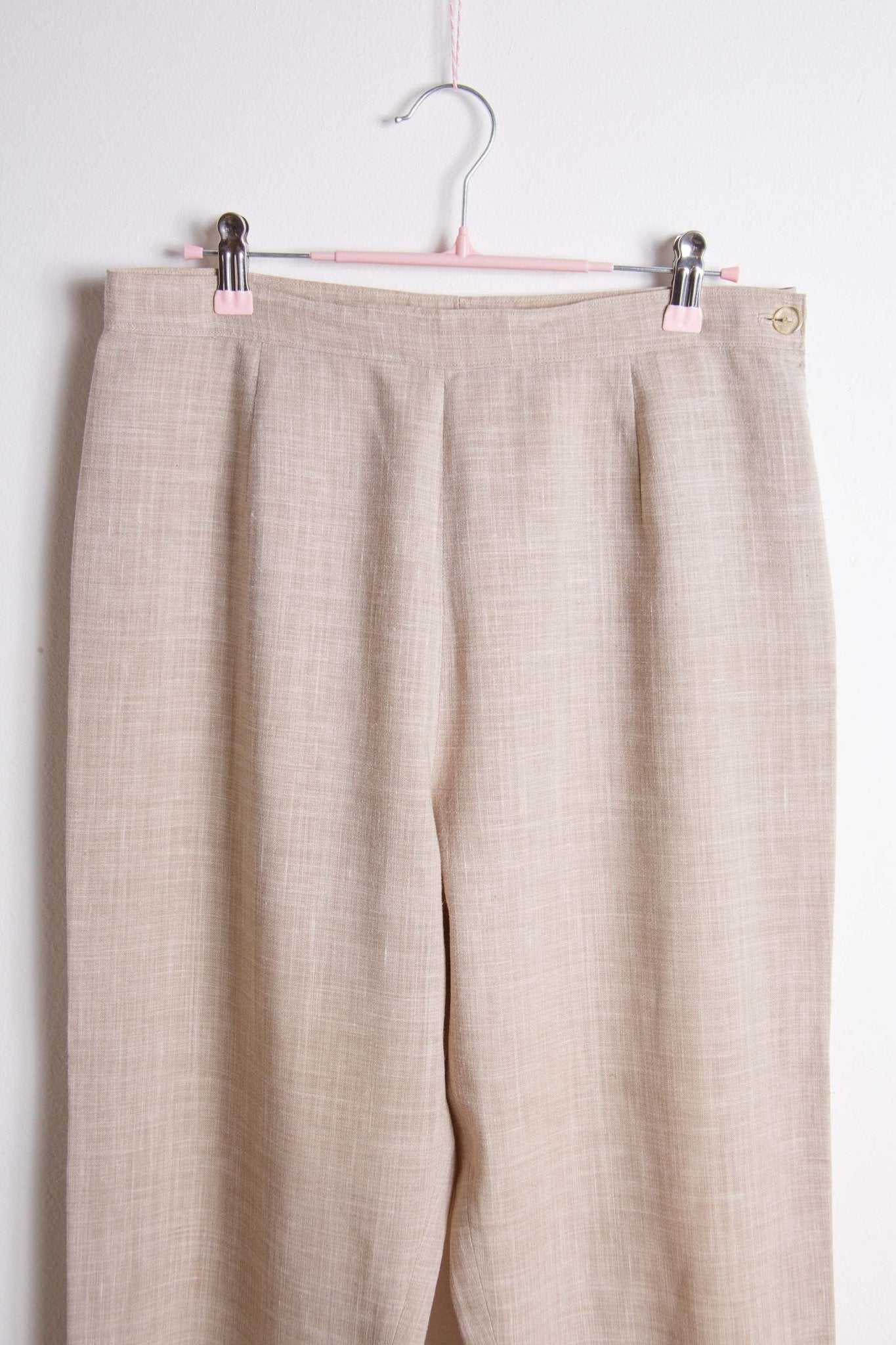 Pantaloni vintage sartoriali a sigaretta in lino beige – Taglia media | Rivesty Vintage - abbigliamento vintage Rivesty