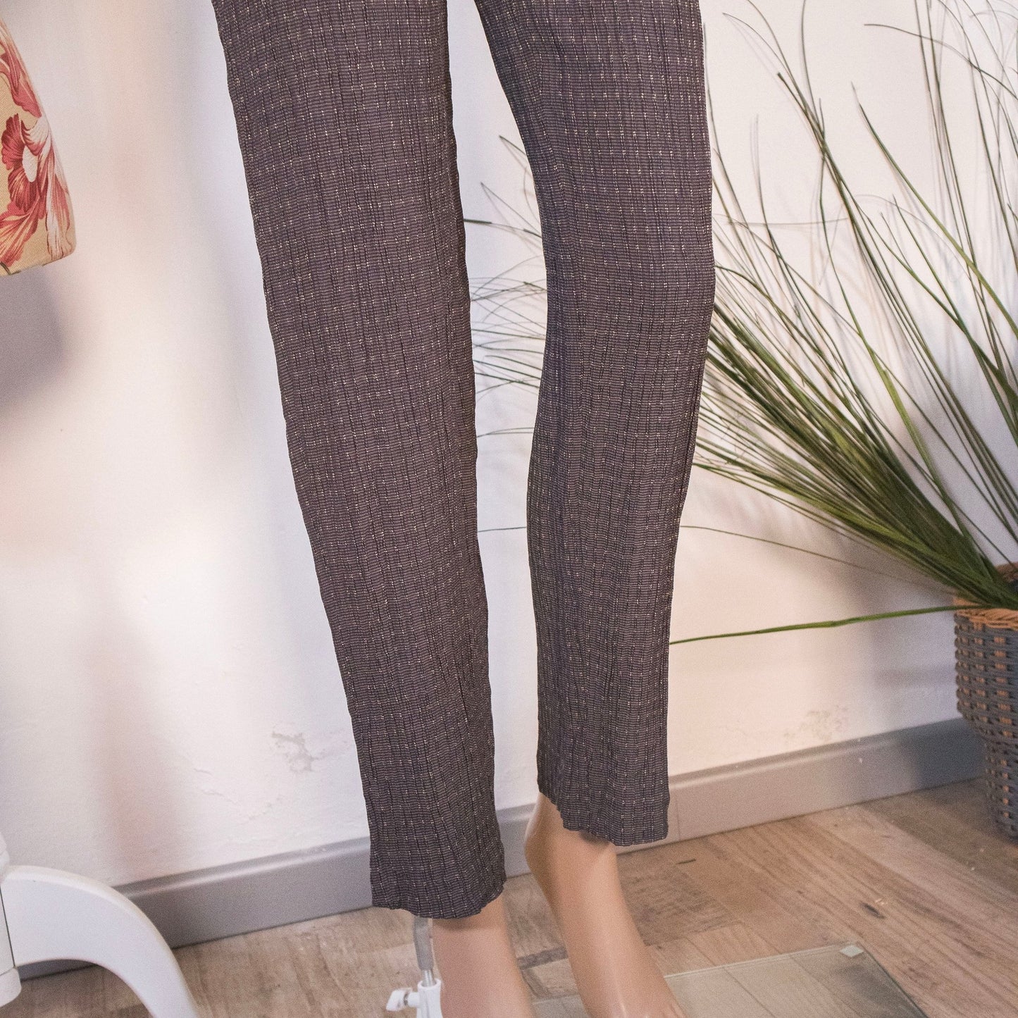 Pantaloni vintage stretti aderenti a vita alta - abbigliamento vintage Rivesty