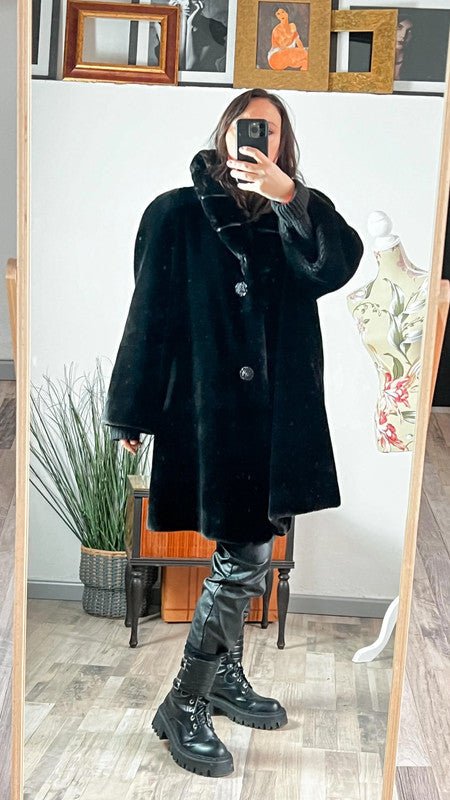 Pelliccia sintetica nera vintage - abbigliamento vintage Rivesty