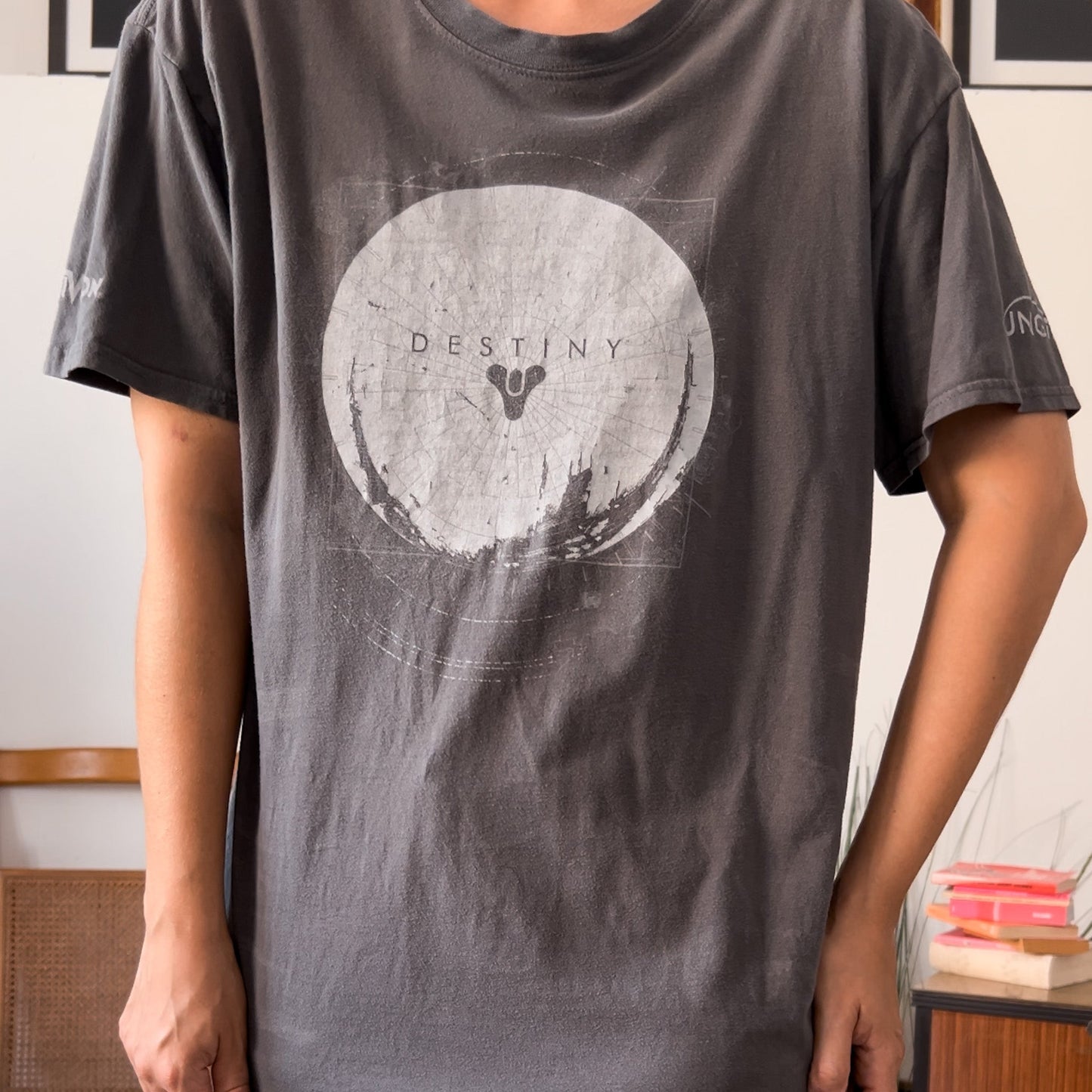Tshirt promozionale DESTINY Bungie x Activision videogioco - abbigliamento vintage Rivesty