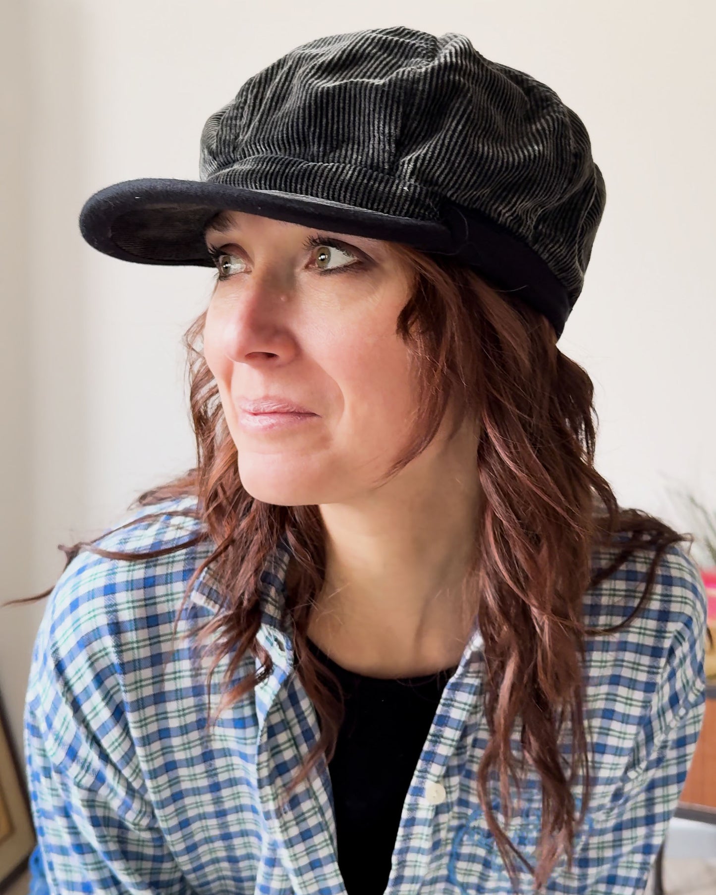 Cappello Vintage in Velluto a Coste – Regina Schrecker Free Time - Rivesty Vintage