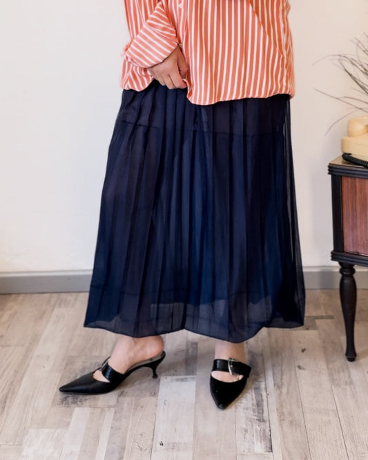 Gonna plissettata blu notte trasparente – BASE 128, taglia 44 