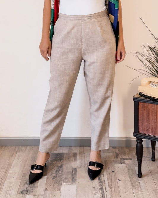 Pantaloni vintage sartoriali a sigaretta in lino beige – Taglia media | Rivesty Vintage