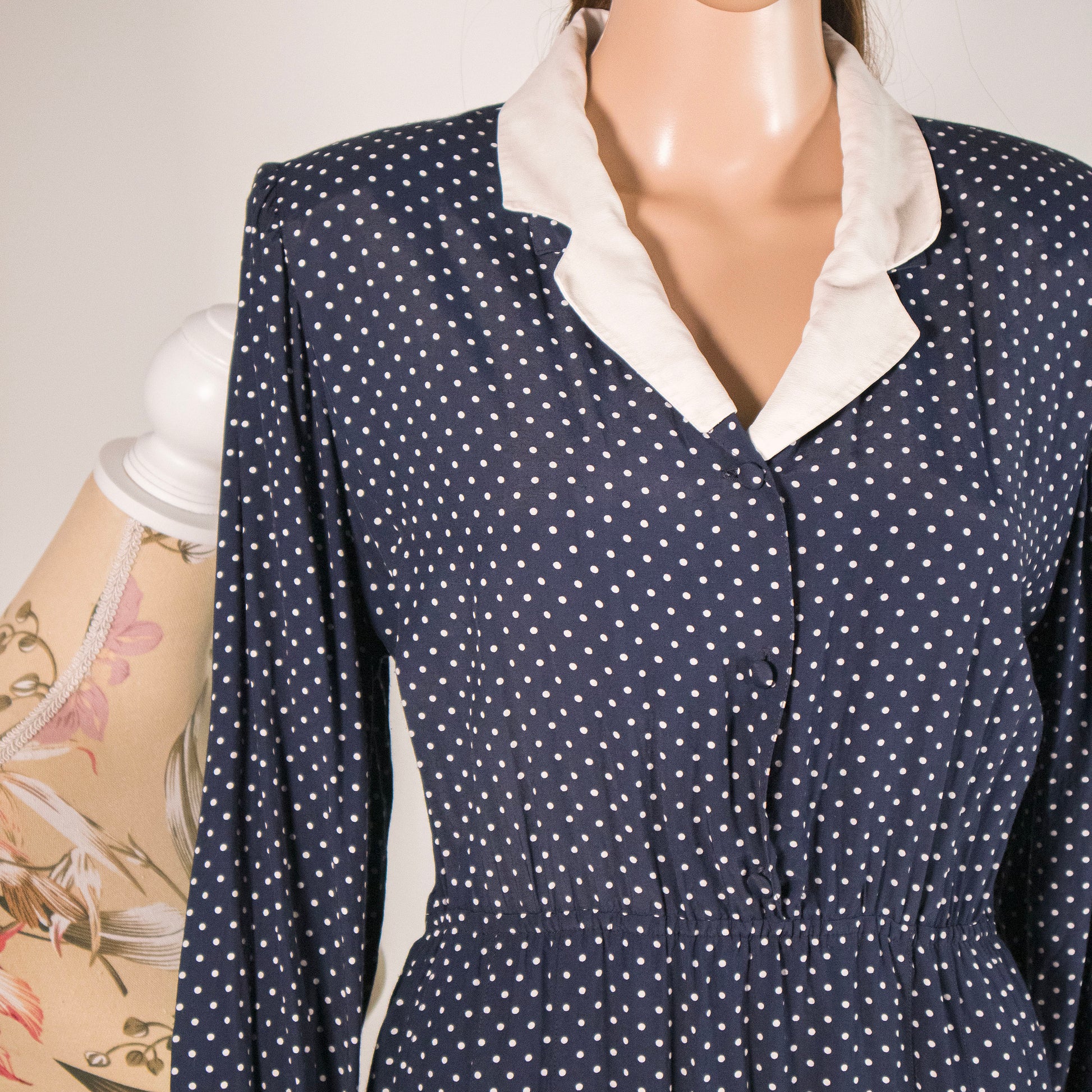 Vestito Vintage Blu a Pois Bianchi anni 60-70 - Rivesty Vintage