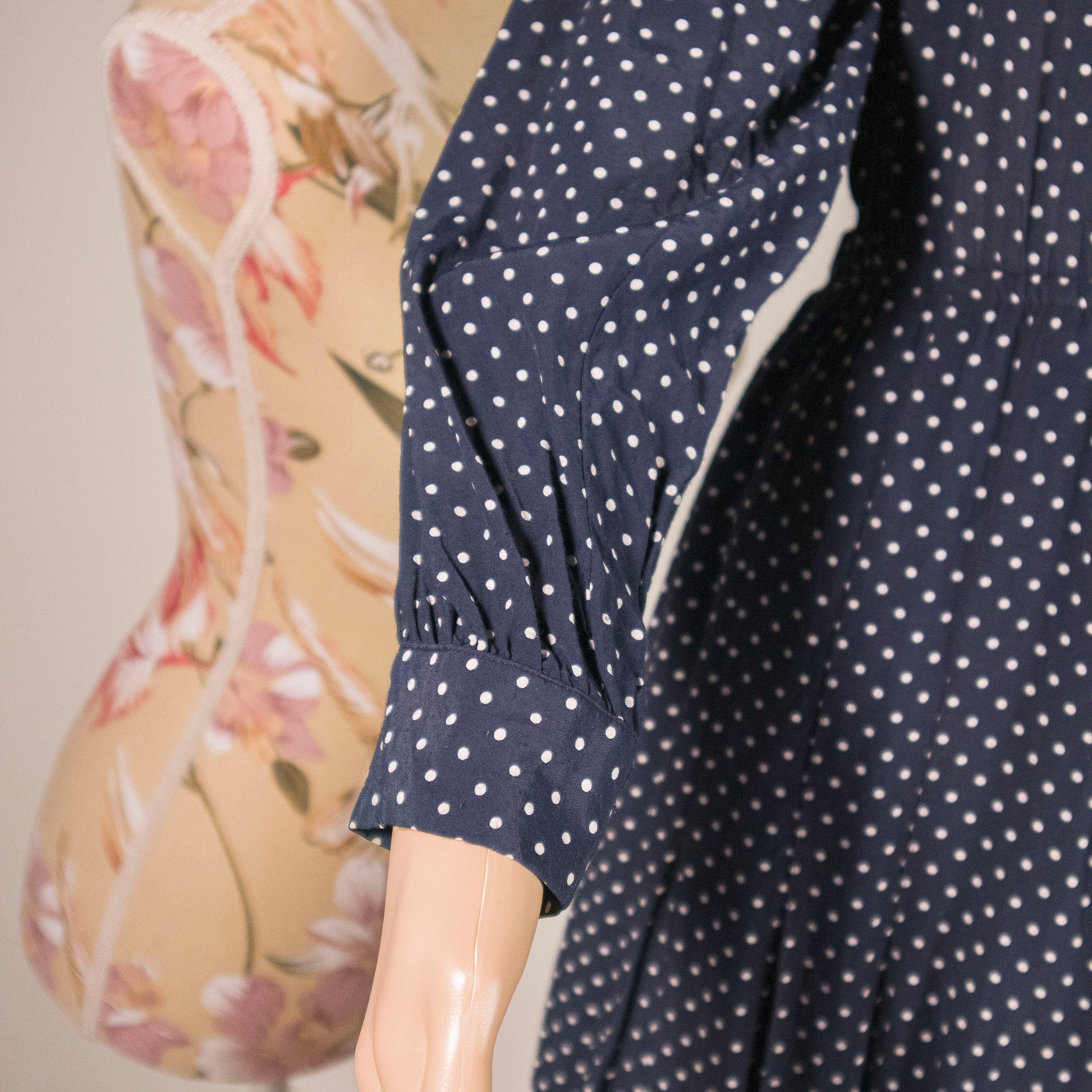 Vestito Vintage Blu a Pois Bianchi anni 60-70 - Rivesty Vintage