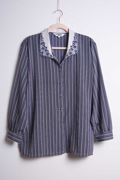 Camicia a righe navy con colletto ricamato – Taglia L - abbigliamento vintage Rivesty