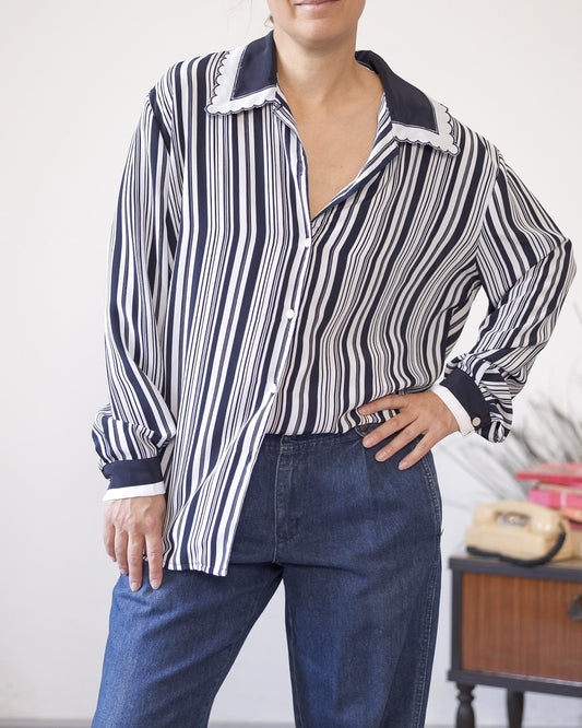 Camicia vintage a righe navy – vestibilità ampia - abbigliamento vintage Rivesty