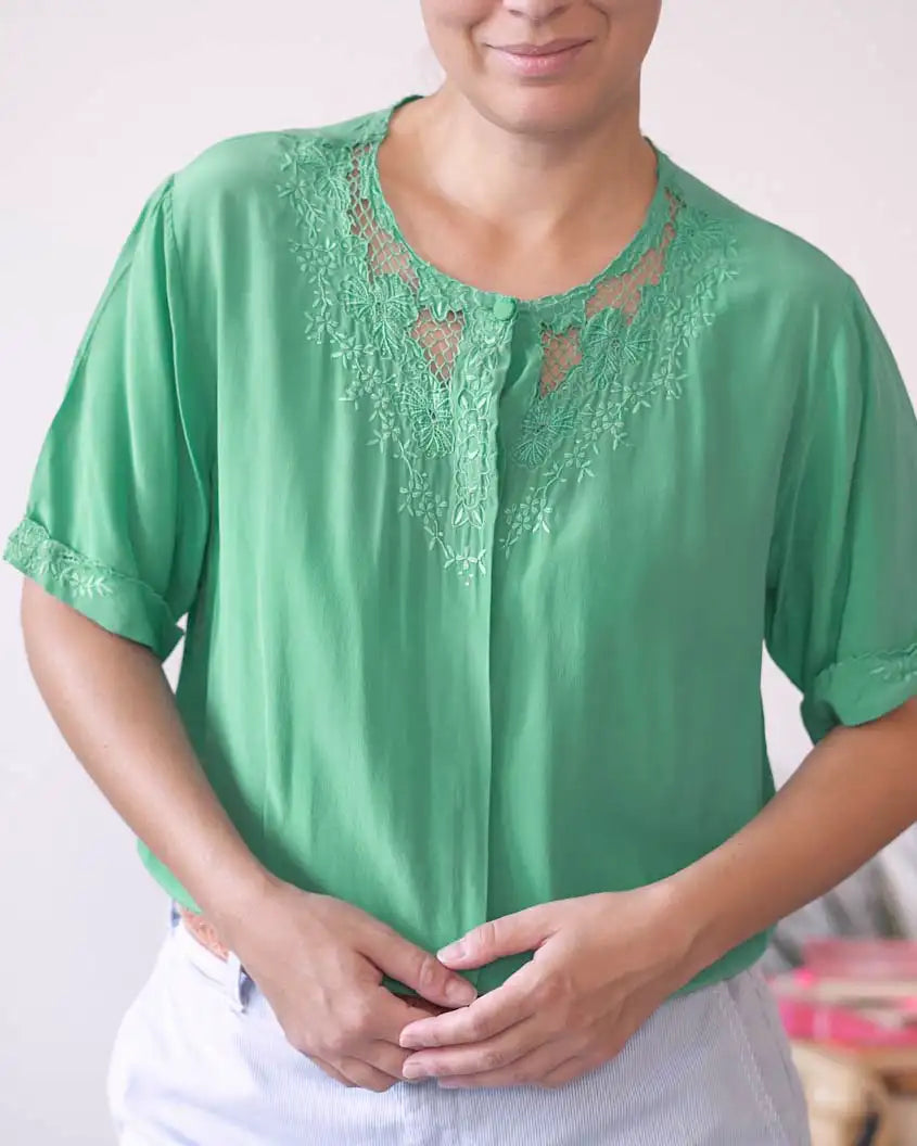 camicia seta vintage indossata