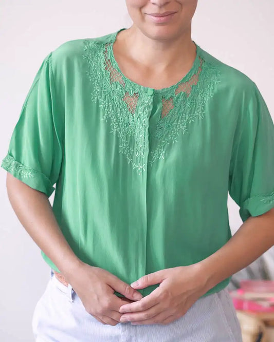 camicia seta vintage indossata