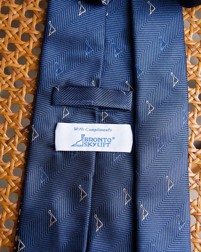 Cravatta in pura seta Bronto Sky Lift – Made in Italy - abbigliamento vintage Rivesty