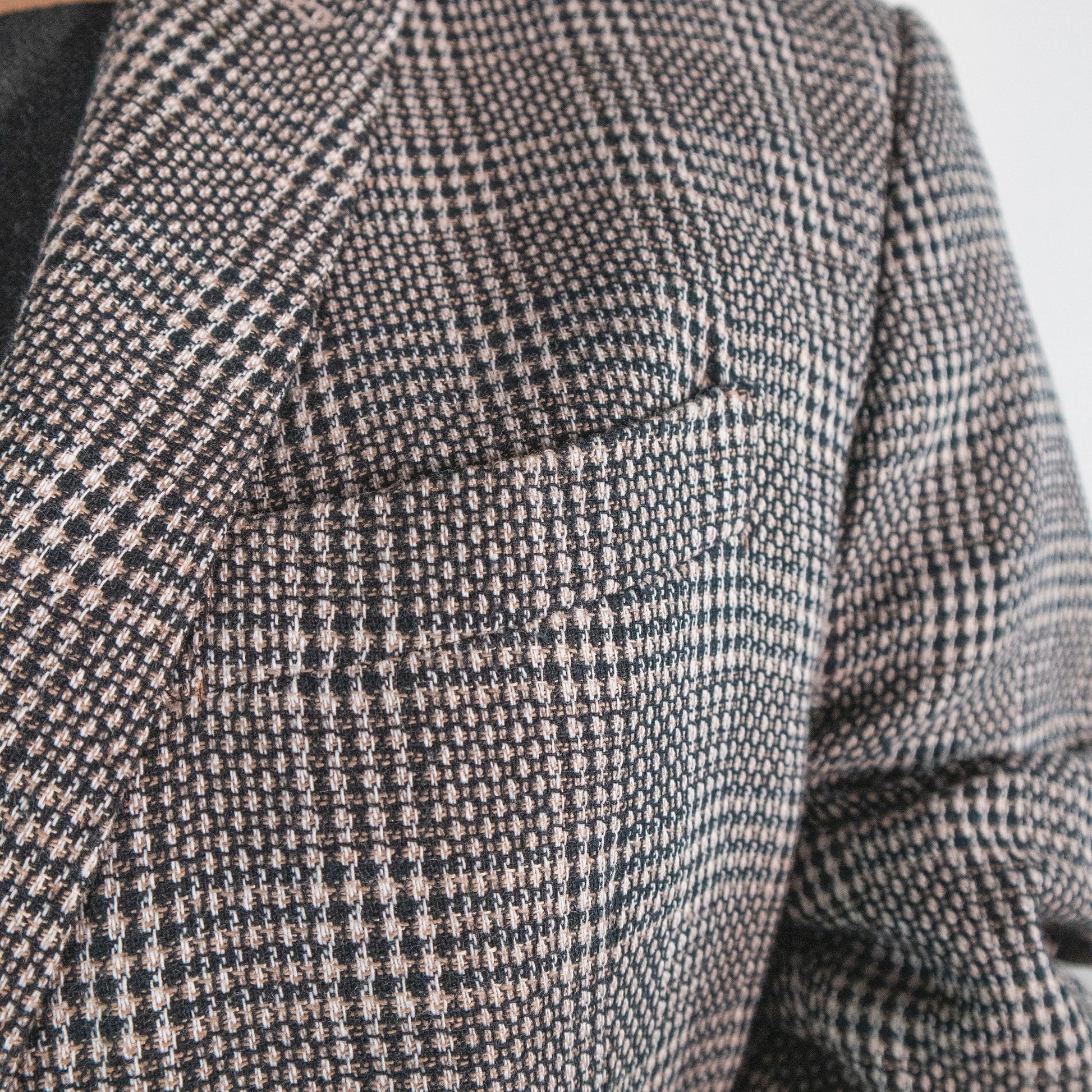 Giacca blazer a quadri bianchi e neri - abbigliamento vintage Rivesty