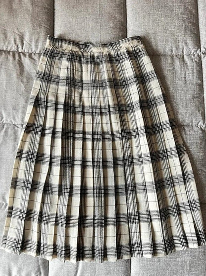 Gonna vintage plissettata tartan bianco nero - abbigliamento vintage Rivesty