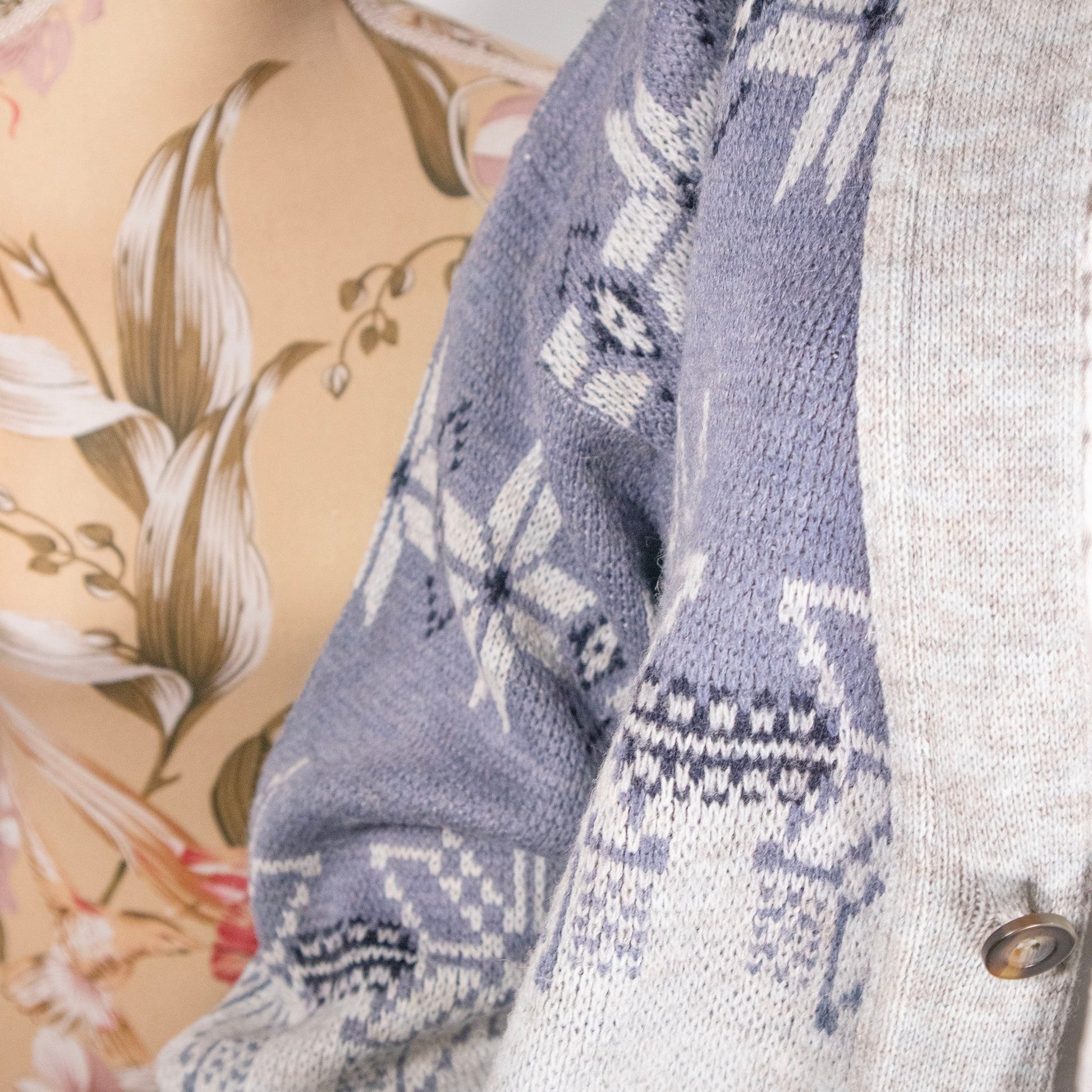 Maglione cardigan invernale vintage - abbigliamento vintage Rivesty