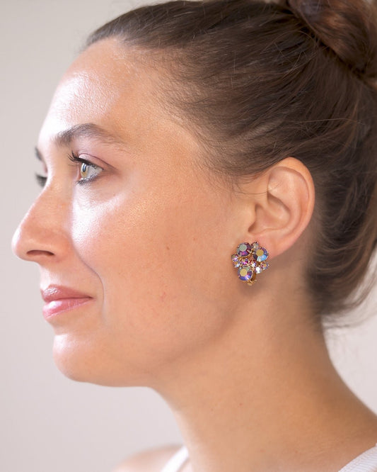 Orecchini vintage a clip con cristalli iridescenti – Anni ‘60/’70 – Piccoli ma luminosi - abbigliamento vintage Rivesty