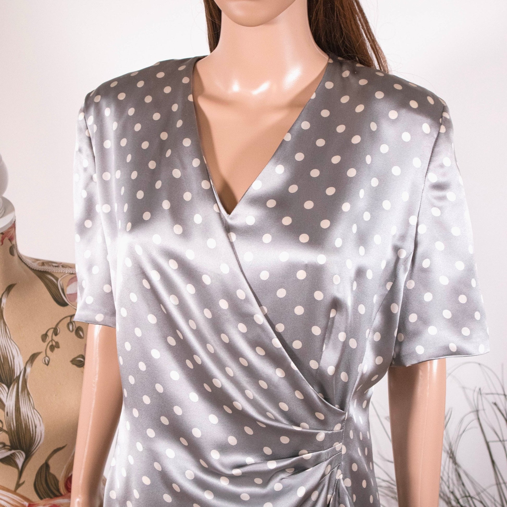 Vestito Escada 100% seta - abbigliamento vintage Rivesty
