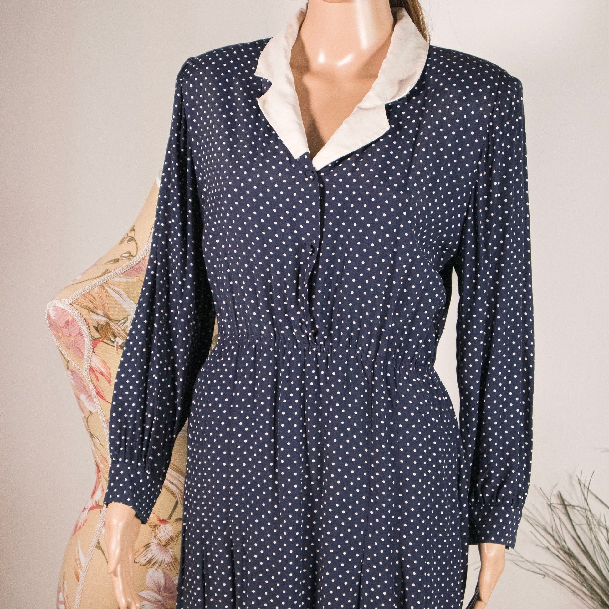 Vestito Vintage Blu a Pois Bianchi anni 60 - 70 - abbigliamento vintage Rivesty